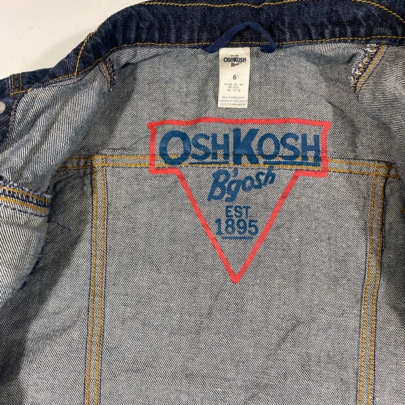 - OshKosh B’Gosh kids size 6 dark wash jean Jacket. - Picture 2 of 5